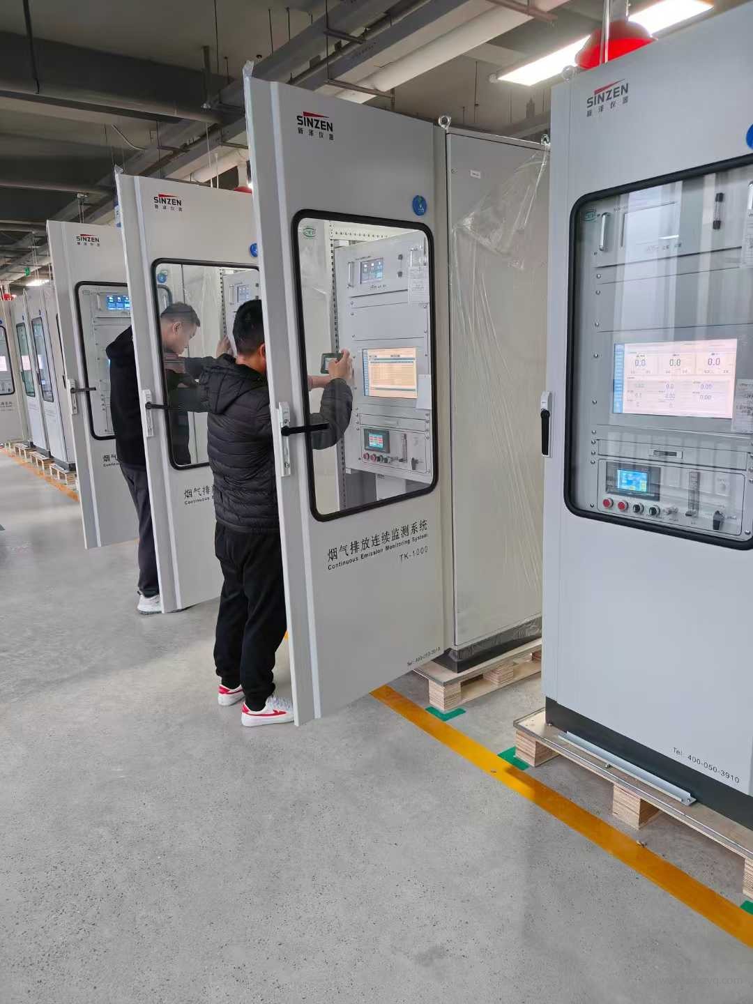 1736308176483705.jpg 煙氣在線(xiàn)監(jiān)測(cè)調(diào)試過(guò)程